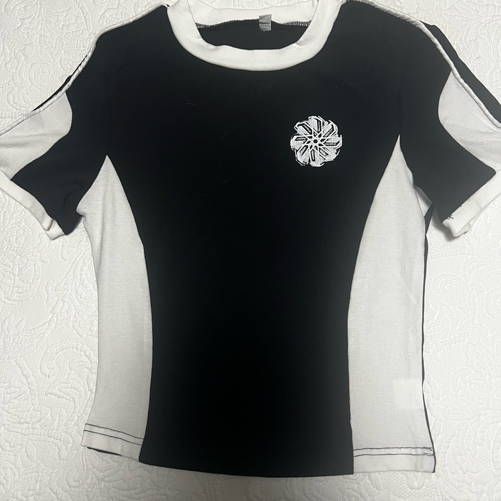 Monochrome Floral Women's Short Sleeve Tee